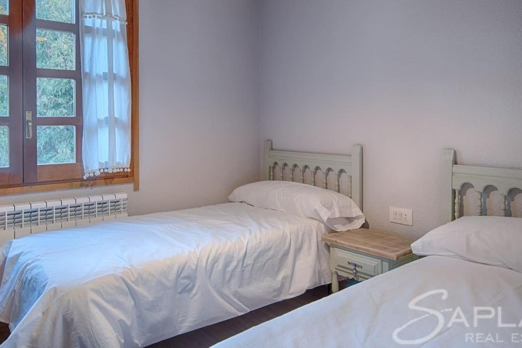 Saplan Real Estate Pensaueth Villa Salardú Екстериор снимка
